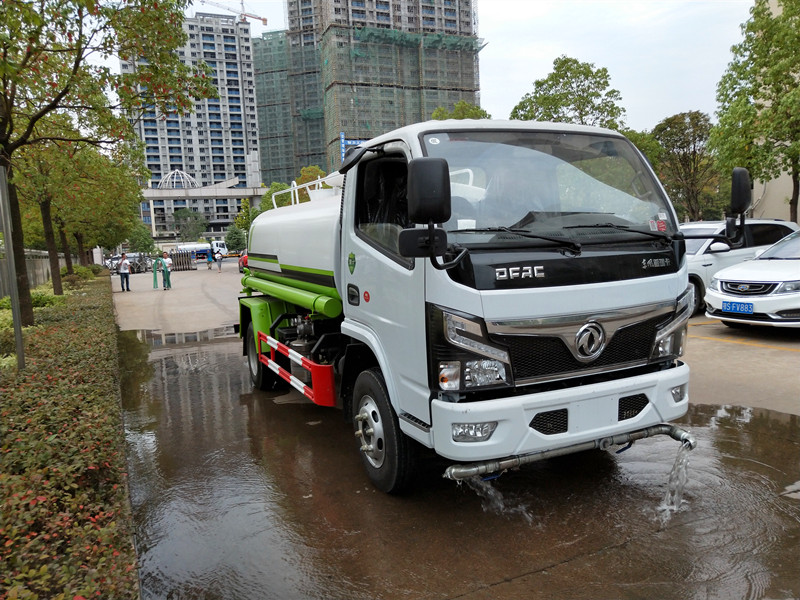 國六5噸灑水車價格 國六5噸灑水車價格