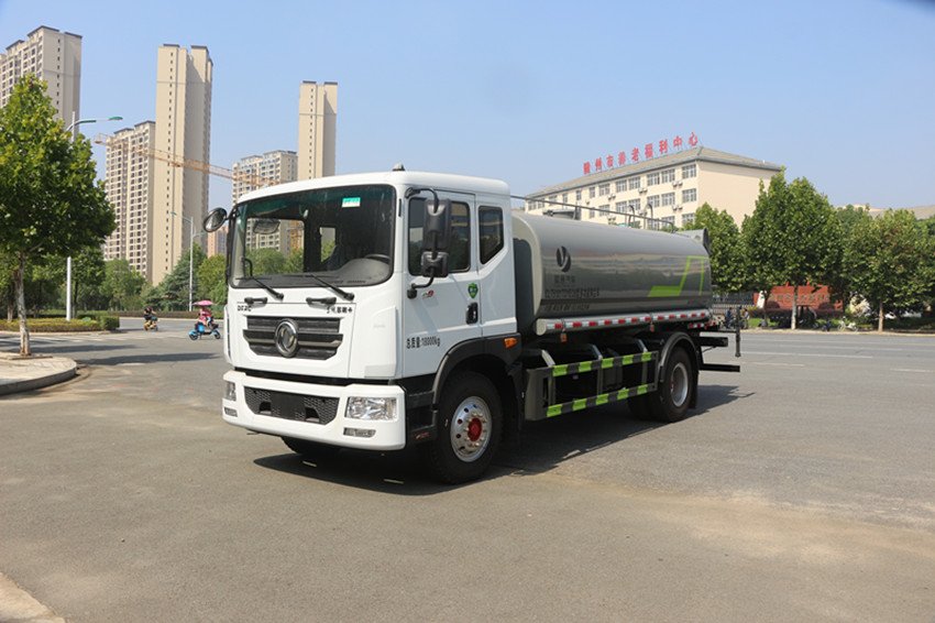 東風(fēng)D9灑水車15噸,15立方灑水車