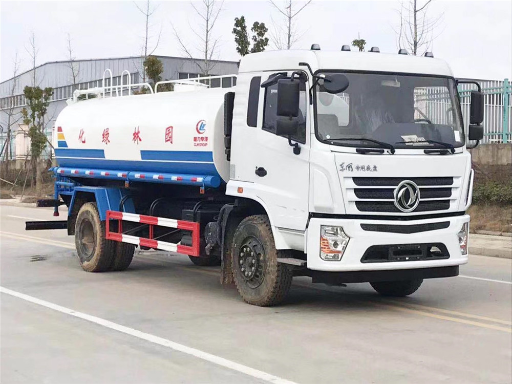 東風專底D3S14方灑水車 東風專底D3S14方灑水車
