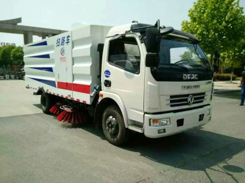 8噸掃地車(chē)-掃路車(chē)-東風(fēng)8噸掃地車(chē)廠家直銷(xiāo)-湖北掃地車(chē)生產(chǎn)廠家 8噸掃地車(chē)-掃路車(chē)-東風(fēng)8噸掃地車(chē)廠家直銷(xiāo)-湖北掃地車(chē)生產(chǎn)廠家