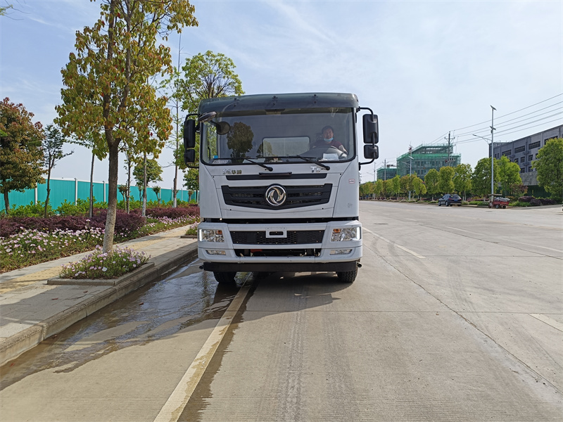 東風(fēng)22方灑水車(chē)-東風(fēng)華神22方灑水車(chē)型號(hào) 東風(fēng)22方灑水車(chē)-東風(fēng)華神22方灑水車(chē)型號(hào)